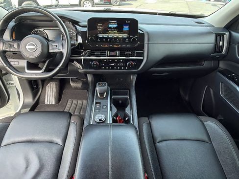 Used 2022 Nissan Pathfinder SL AWD/4WD image 26