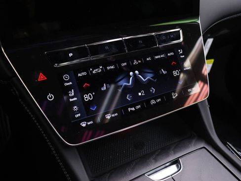 New 2025 Maserati Grecale Modena AWD/4WD image 9