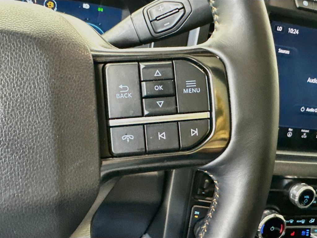 Used 2024 Ford F250 Platinum AWD/4WD image 27