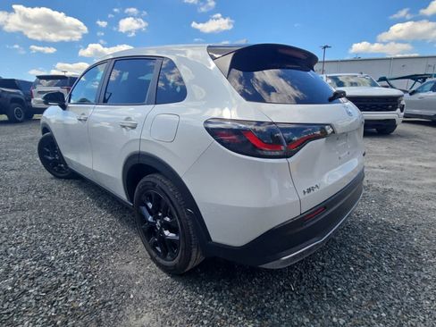 Used 2023 Honda HR-V Sport image 9