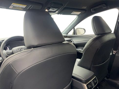 Used 2023 Lexus RX 350 Premium image 35