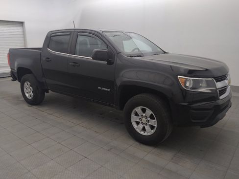 Used 2019 Chevrolet Colorado W/T w/ WT Convenience Package RWD image 11