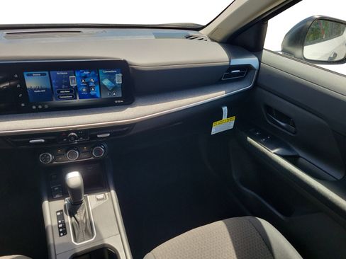 New 2026 Nissan Kicks S FWD image 21