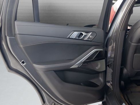 Used 2024 BMW X6 M60i AWD/4WD image 50