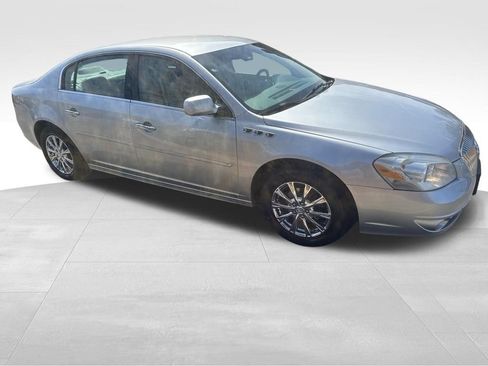 Used 2010 Buick Lucerne CXL FWD image 10
