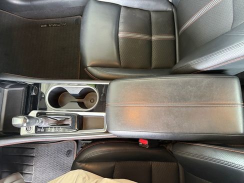 Used 2023 Nissan Altima 2.5 SR image 23