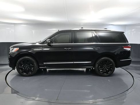 Used 2024 Lincoln Navigator Reserve w/ Equipment Group 201A AWD/4WD image 10