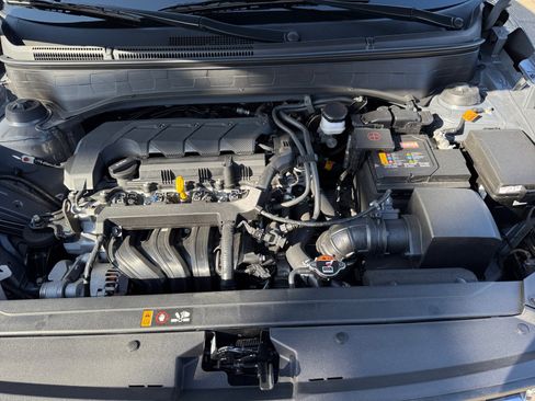 Certified 2023 Hyundai Venue SEL image 20