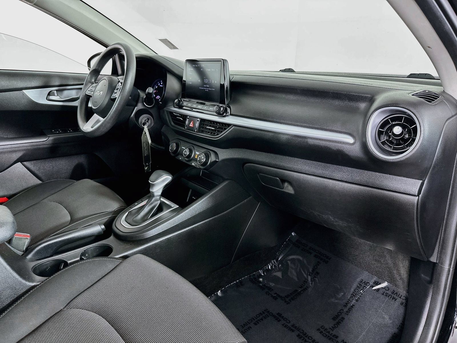 Used 2023 Kia Forte LXS FWD image 26