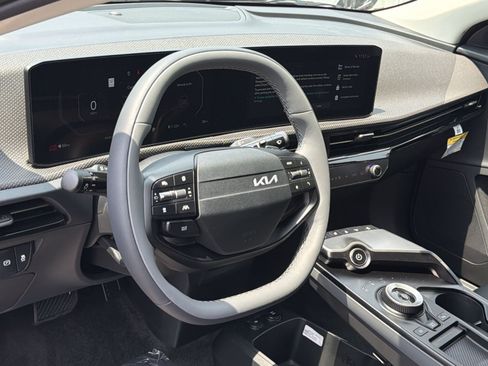 New 2026 Kia EV6 Wind AWD/4WD image 20