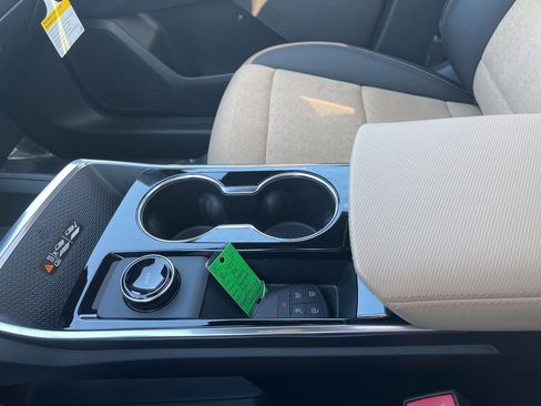 New 2026 Chevrolet Equinox ACTIV w/ Convenience Package III image 21