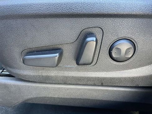 Used 2022 Kia Telluride S image 15