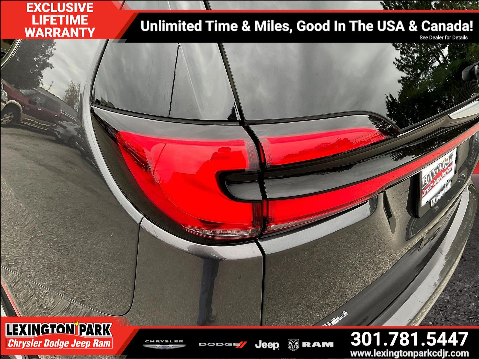 Used 2023 Chrysler Pacifica Touring-L FWD image 22