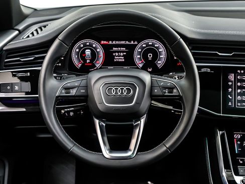 Used 2024 Audi Q8 Premium Plus image 19