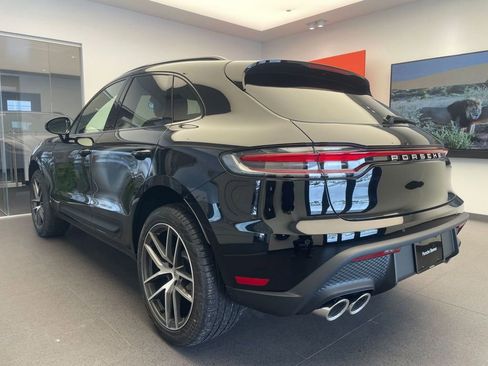 New 2026 Porsche Macan image 3
