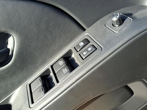 New 2026 Nissan Frontier SV image 18