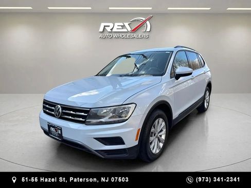Used 2019 Volkswagen Tiguan S image 33