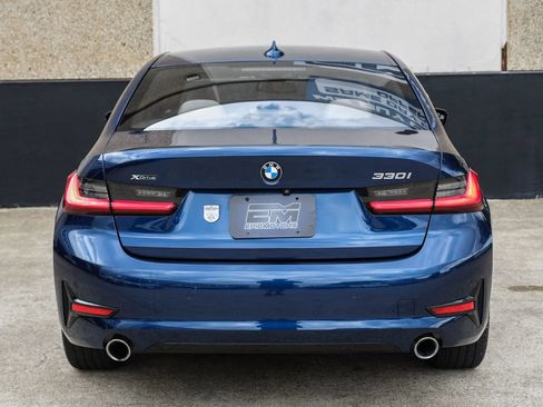 Used 2019 BMW 330i xDrive Sedan w/ Convenience Package AWD/4WD image 9