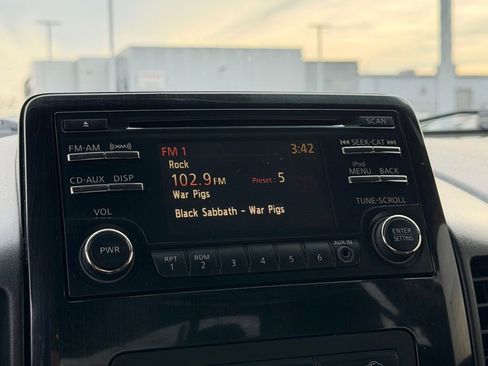 Used 2014 Nissan Titan SV w/ SV Value Truck Package image 30