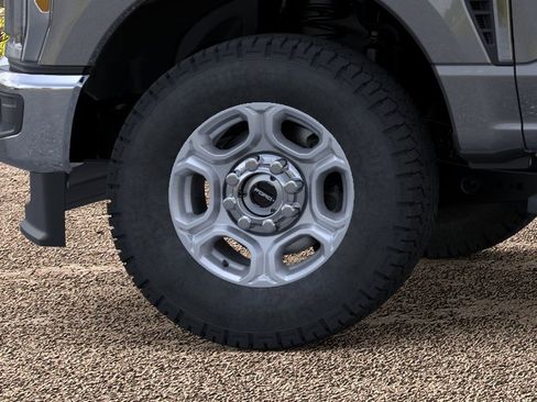 New 2026 Ford F250 XLT AWD/4WD image 19