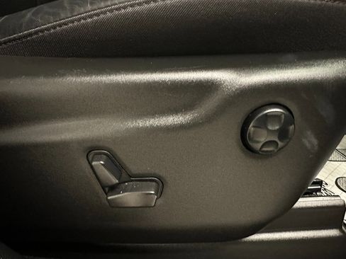 Used 2024 Dodge Durango GT image 35