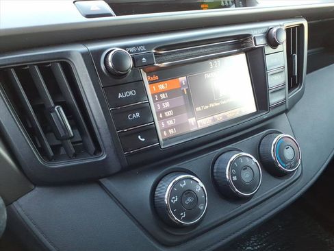 Certified 2018 Toyota RAV4 LE image 17