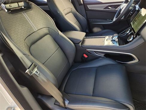 Used 2026 Jaguar F-PACE R-Dynamic S image 11