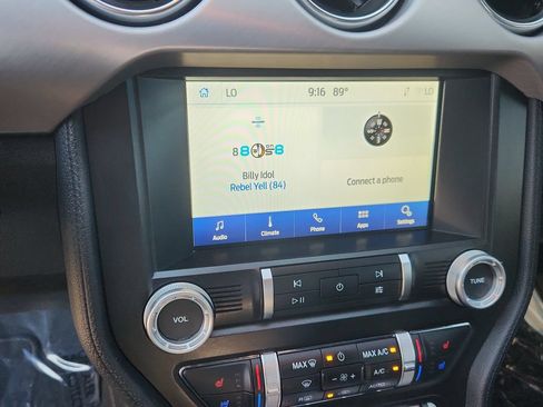 Used 2020 Ford Mustang Premium RWD image 21