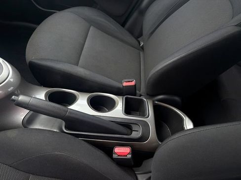 Used 2013 Nissan Juke S FWD image 22