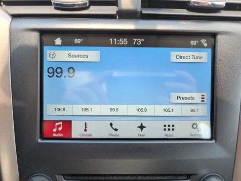 Used 2017 Ford Fusion SE w/ Fusion SE Technology Package AWD/4WD image 13