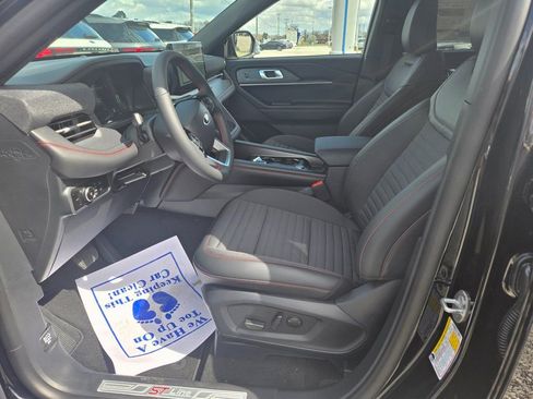 New 2026 Ford Explorer ST-Line RWD image 7