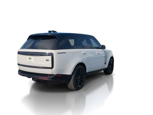 Used 2023 Land Rover Range Rover SE AWD/4WD image 8