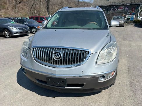 Used 2009 Buick Enclave CX w/ Driver Confidence Package image 3