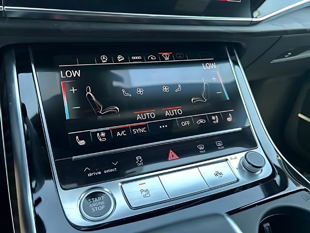 Used 2022 Audi Q7 3.0T Prestige AWD/4WD image 29