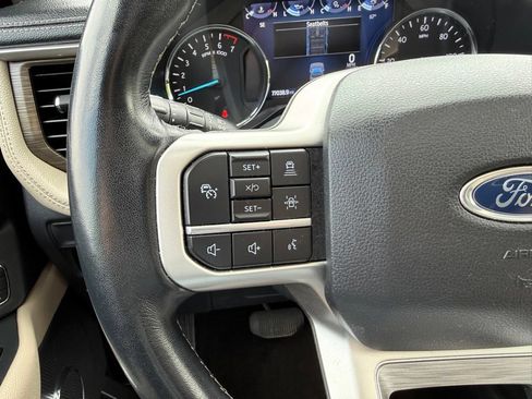 Used 2022 Ford Expedition Limited AWD/4WD image 35