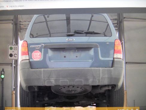 Used 2005 Ford Escape XLT FWD image 8