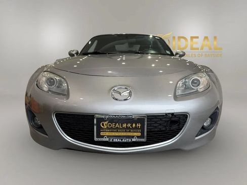Used 2012 MAZDA MX-5 Miata Touring w/ Suspension Pkg RWD image 2