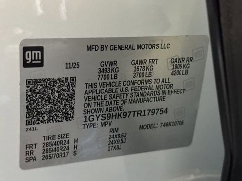 Certified 2026 Cadillac Escalade V image 30