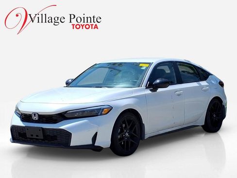 Used 2025 Honda Civic Sport image 1