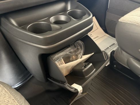 New 2025 Chevrolet Express 3500 w/ Driver Convenience Package image 24