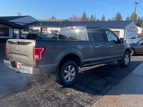 Used 2017 Ford F150 XLT w/ Trailer Tow Package image 5