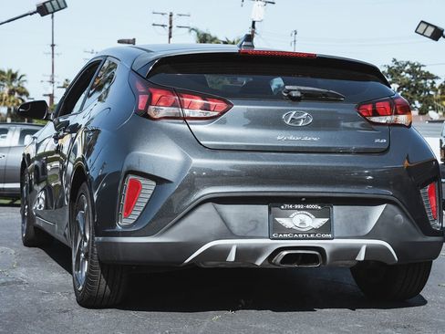 Used 2019 Hyundai Veloster 2.0 image 8
