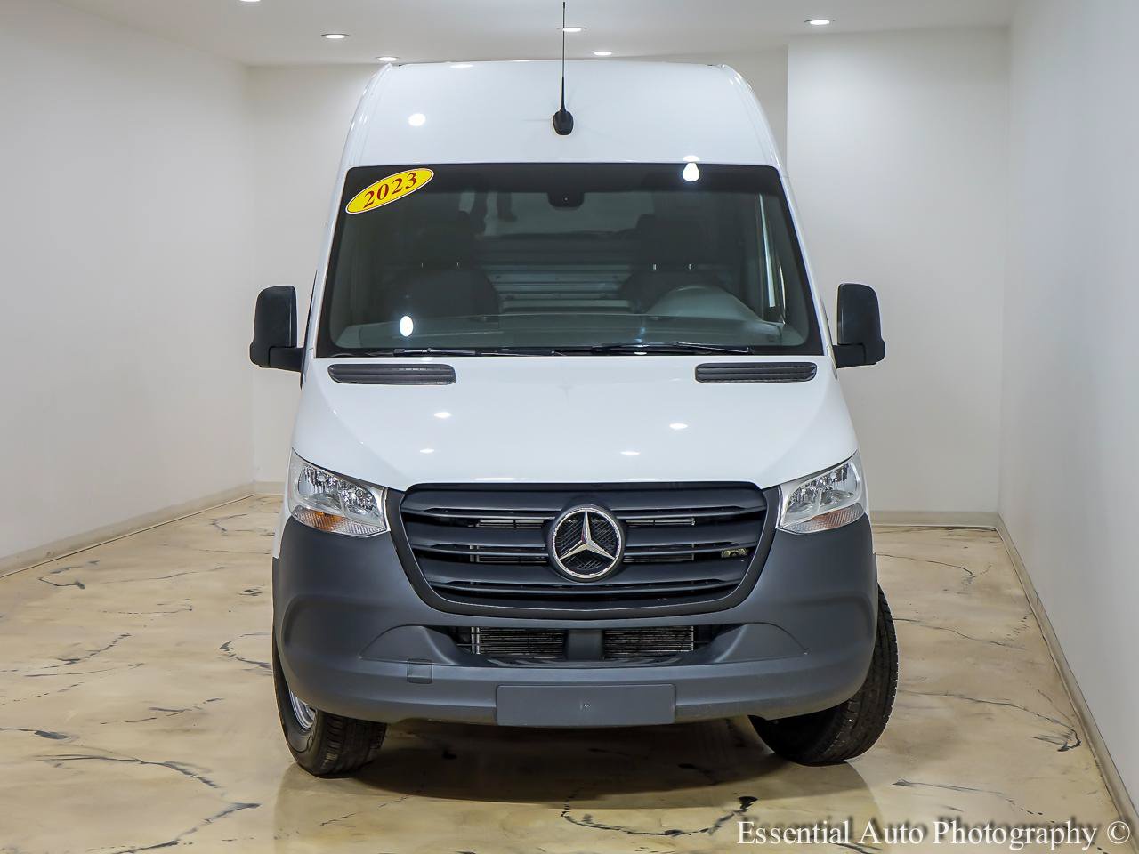 Used 2023 Mercedes-Benz Sprinter 2500 image 4