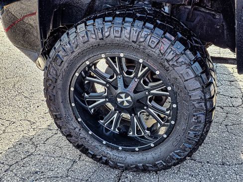 Used 2015 Chevrolet Silverado 3500 LTZ AWD/4WD image 8