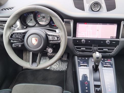 Used 2022 Porsche Macan GTS AWD/4WD image 19