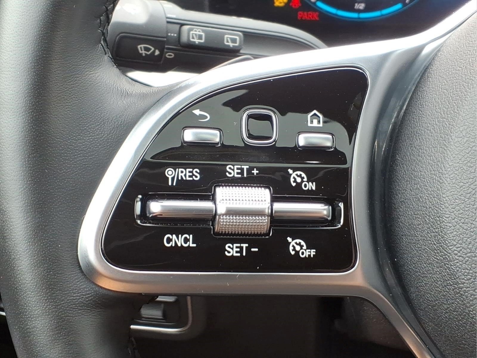 Certified 2023 Mercedes-Benz GLA 250 4MATIC image 16