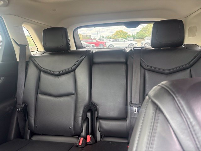 Used 2018 Cadillac XT5 Premium Luxury FWD image 4