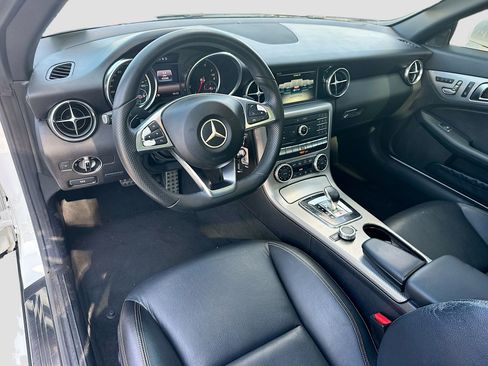 Used 2019 Mercedes-Benz SLC 300 image 9