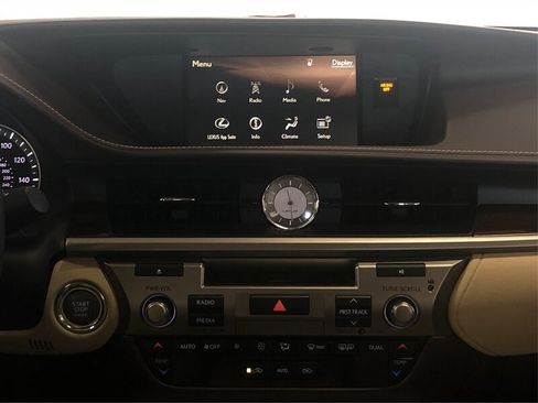 Used 2017 Lexus ES 350 w/ Luxury Package image 14