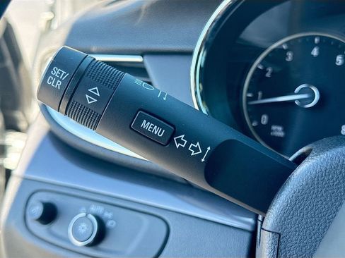 Used 2022 Buick Encore Preferred w/ Safety Package image 37